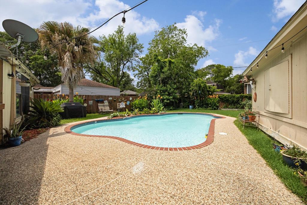 5615 Arbor Vitae Drive, Houston, Texas image 21