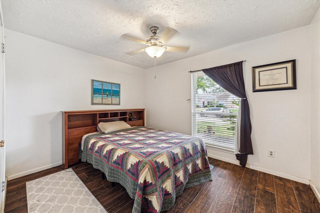 5615 Arbor Vitae Drive, Houston, Texas image 12