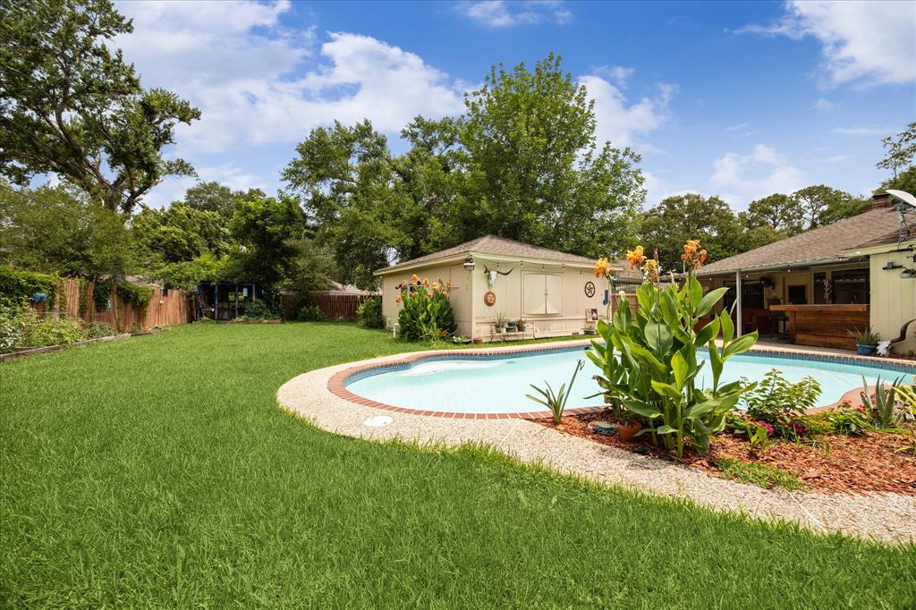 5615 Arbor Vitae Drive, Houston, Texas image 22