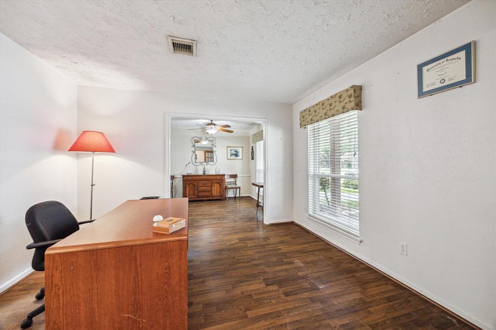 5615 Arbor Vitae Drive, Houston, Texas image 4