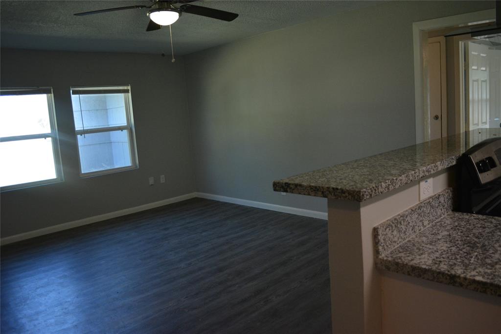 5636 Schevers Street, Houston, Texas image 9