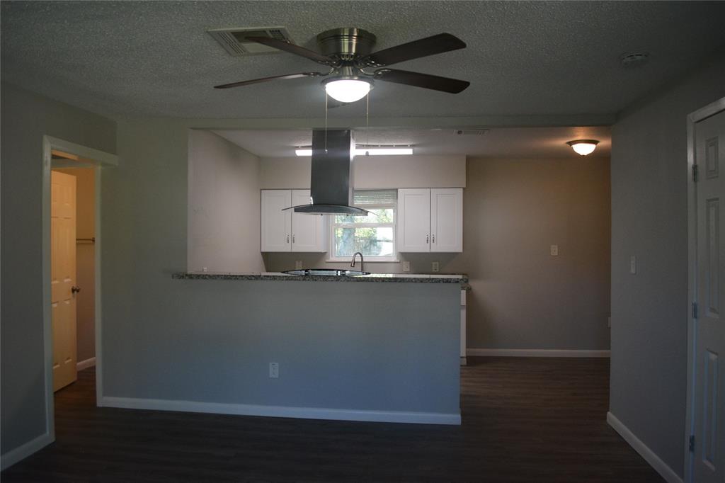 5636 Schevers Street, Houston, Texas image 10