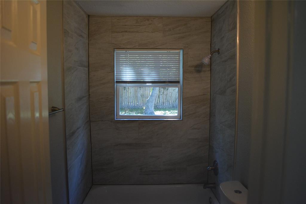 5636 Schevers Street, Houston, Texas image 16