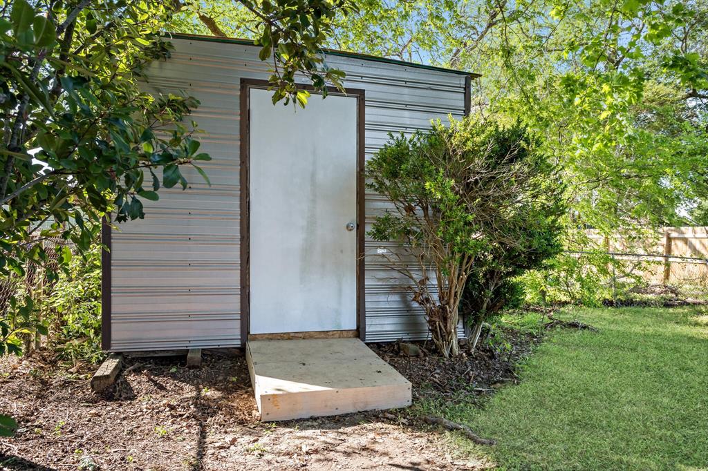 3032 Avenue H, Nederland, Texas image 34