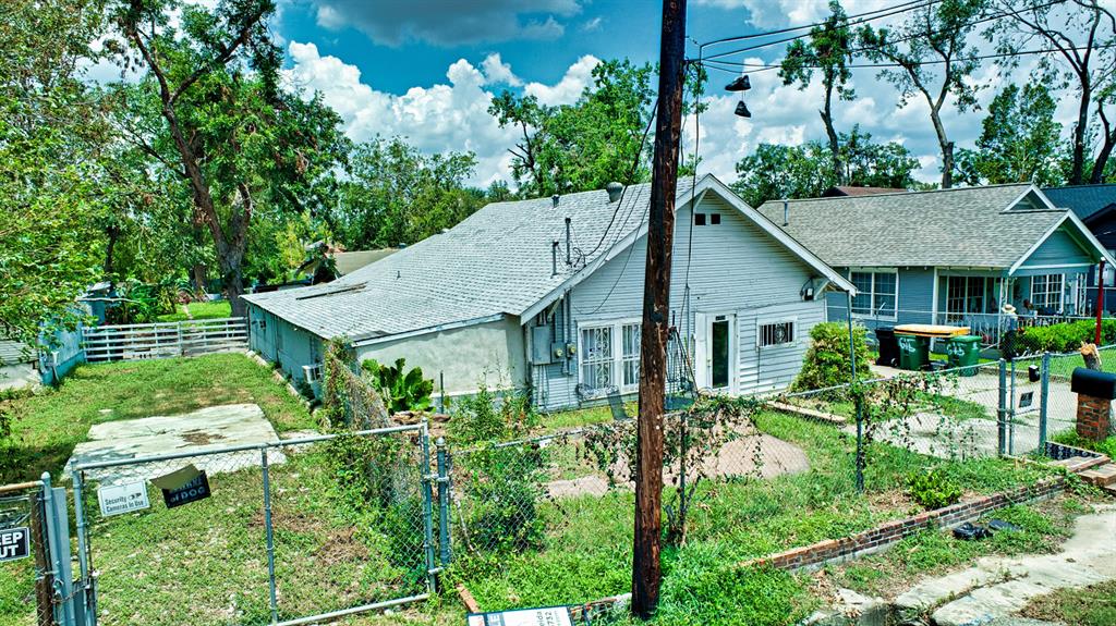 615 Mcintosh Street
