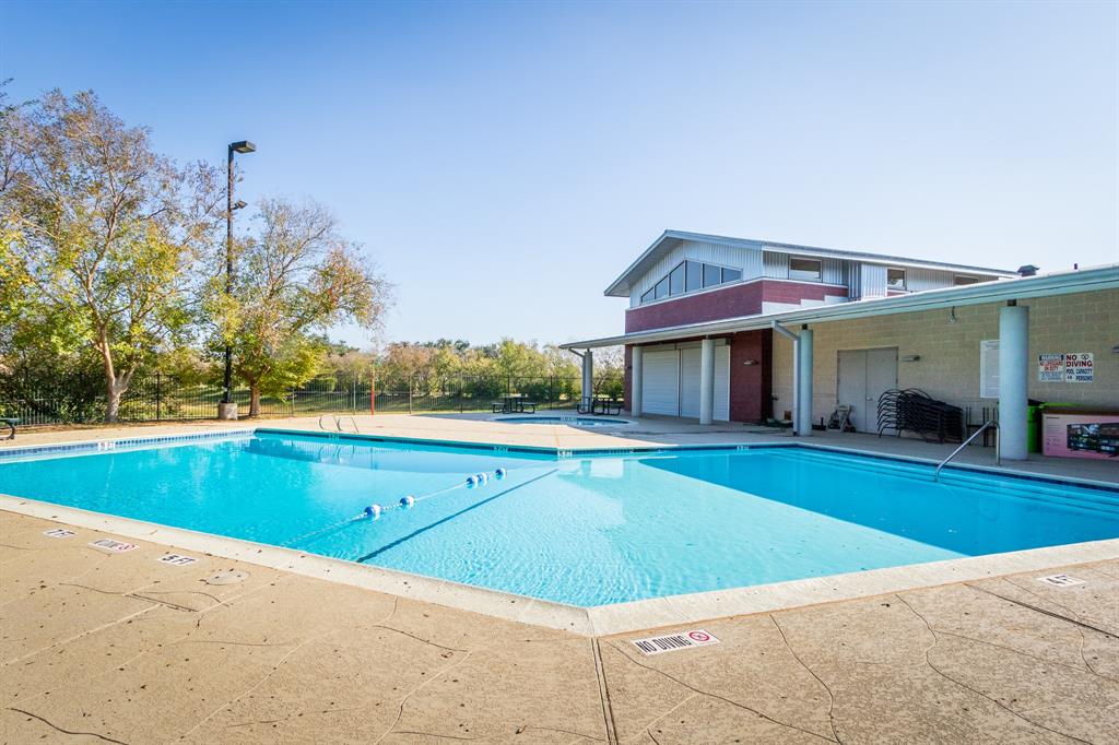 16418 Red Oak Drive, Missouri City, Texas image 30