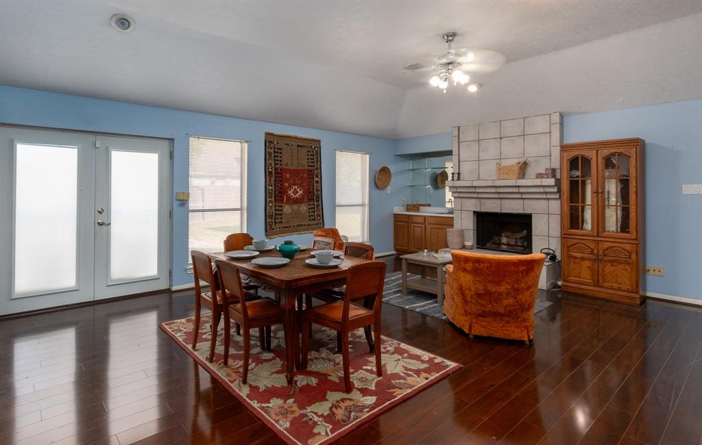 16418 Red Oak Drive, Missouri City, Texas image 3