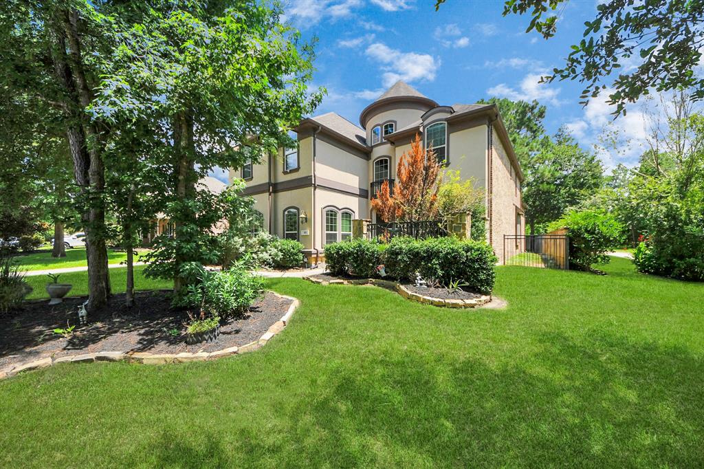 102 Stonecrop Place