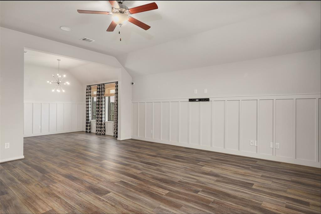 12604 Playa Cove Lane, Texas City, Texas image 9