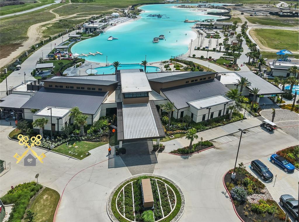12604 Playa Cove Lane, Texas City, Texas image 32