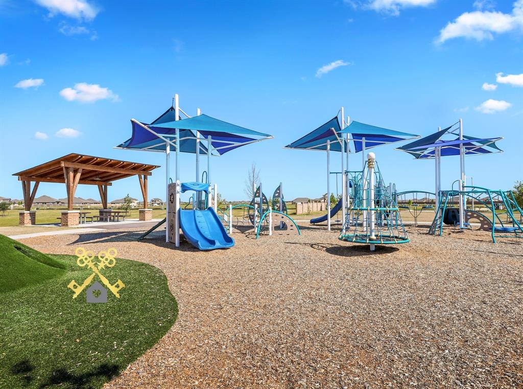 12604 Playa Cove Lane, Texas City, Texas image 45