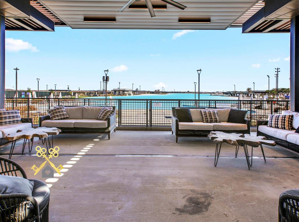 12604 Playa Cove Lane, Texas City, Texas image 37