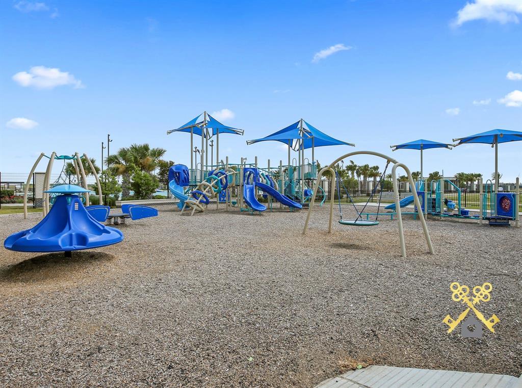 12604 Playa Cove Lane, Texas City, Texas image 34