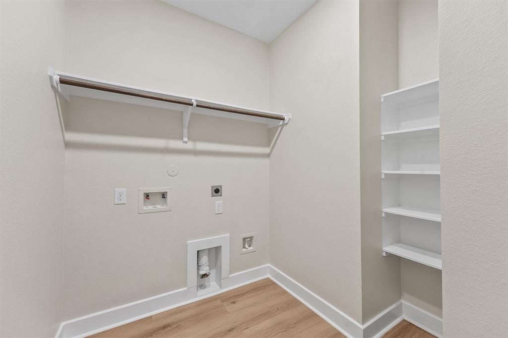 12341 N Chestnut Hills Drive, Conroe, Texas image 14