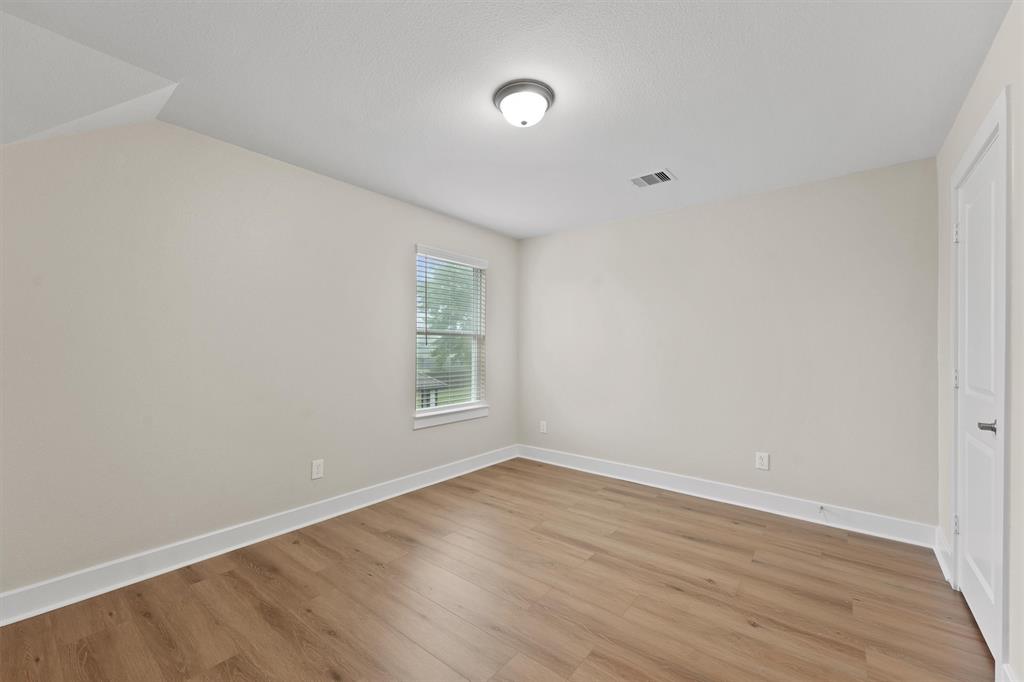 12341 N Chestnut Hills Drive, Conroe, Texas image 20