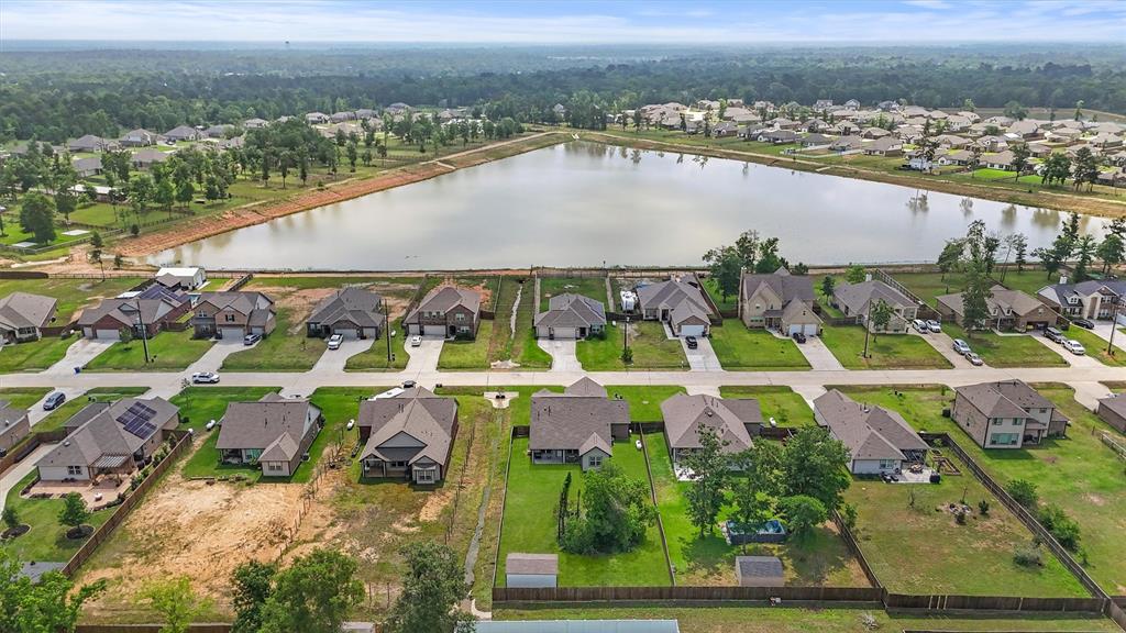 12341 N Chestnut Hills Drive, Conroe, Texas image 28
