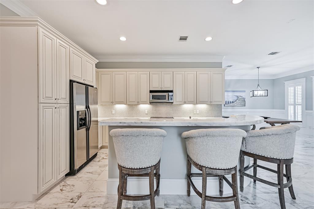 2 Evia Main, Galveston, Texas image 9