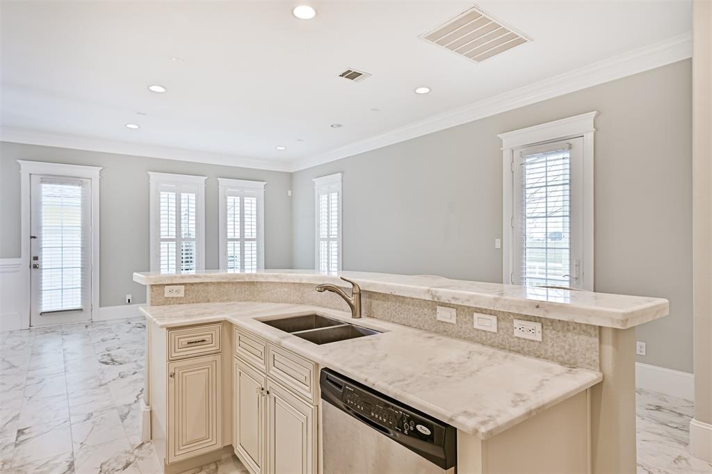 2 Evia Main, Galveston, Texas image 17