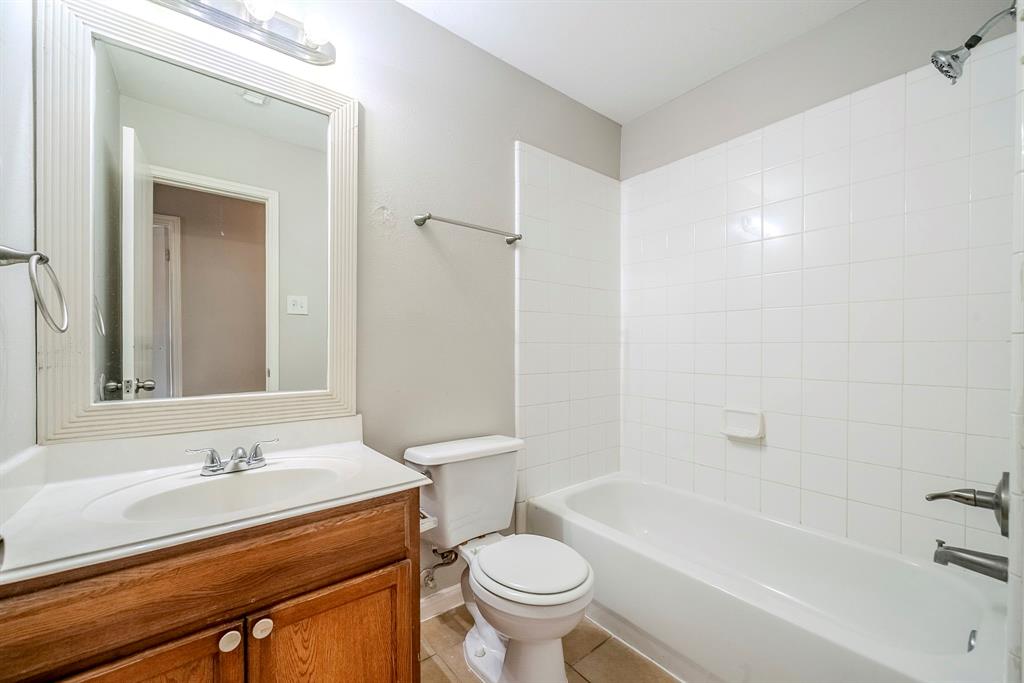 2619 Kiplands Court, Houston, Texas image 12