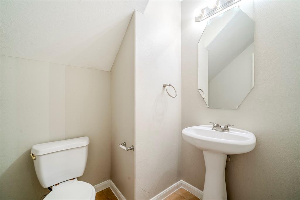 2619 Kiplands Court, Houston, Texas image 10
