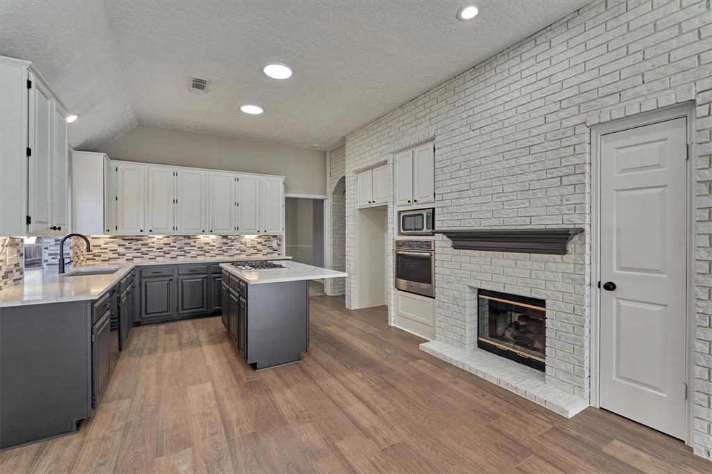 15419 Redbud Leaf Lane, Cypress, Texas image 12