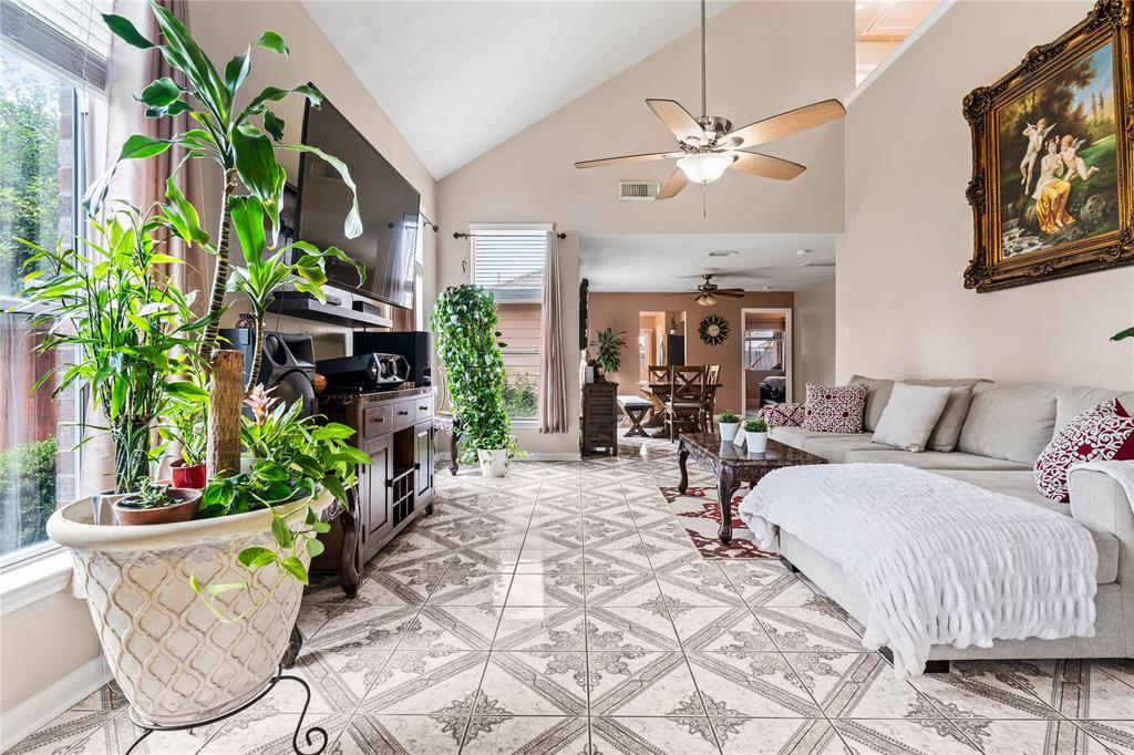 4603 Daisy Meadow Drive