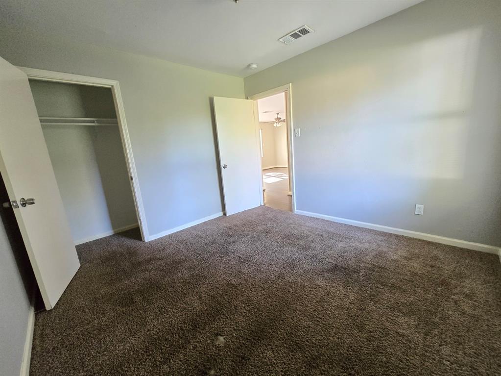 1004 S Shepherd Drive, Baytown, Texas image 16