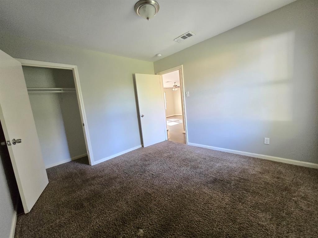 1004 S Shepherd Drive, Baytown, Texas image 15