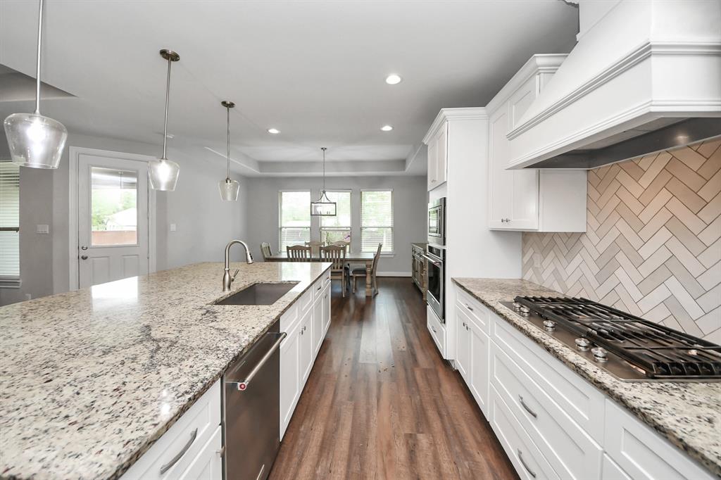 2115 Roman Forest Boulevard, New Caney, Texas image 17