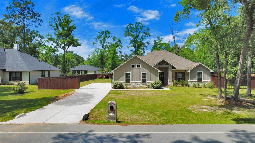 2115 Roman Forest Boulevard, New Caney, Texas image 1