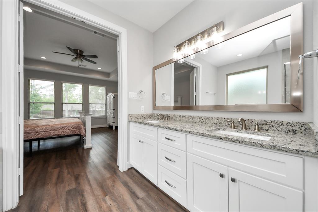 2115 Roman Forest Boulevard, New Caney, Texas image 32