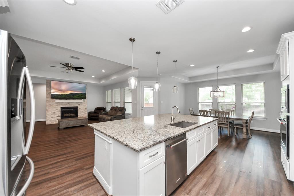 2115 Roman Forest Boulevard, New Caney, Texas image 18