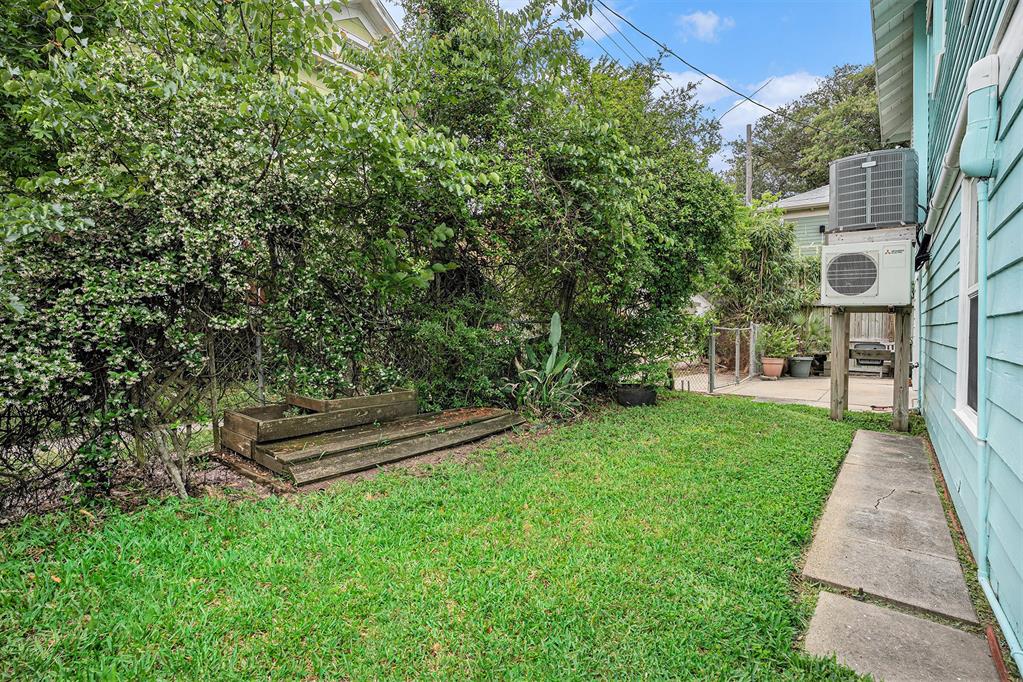 911 11th Street, Galveston, Texas image 31