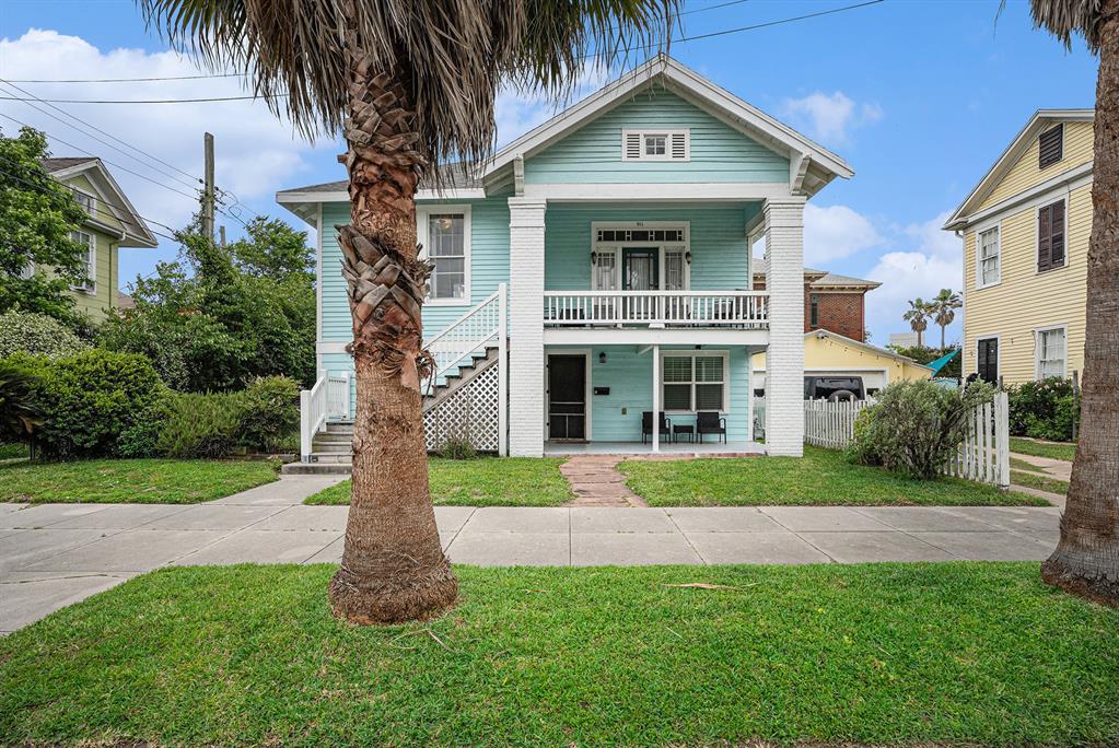 911 11th Street, Galveston, Texas image 4