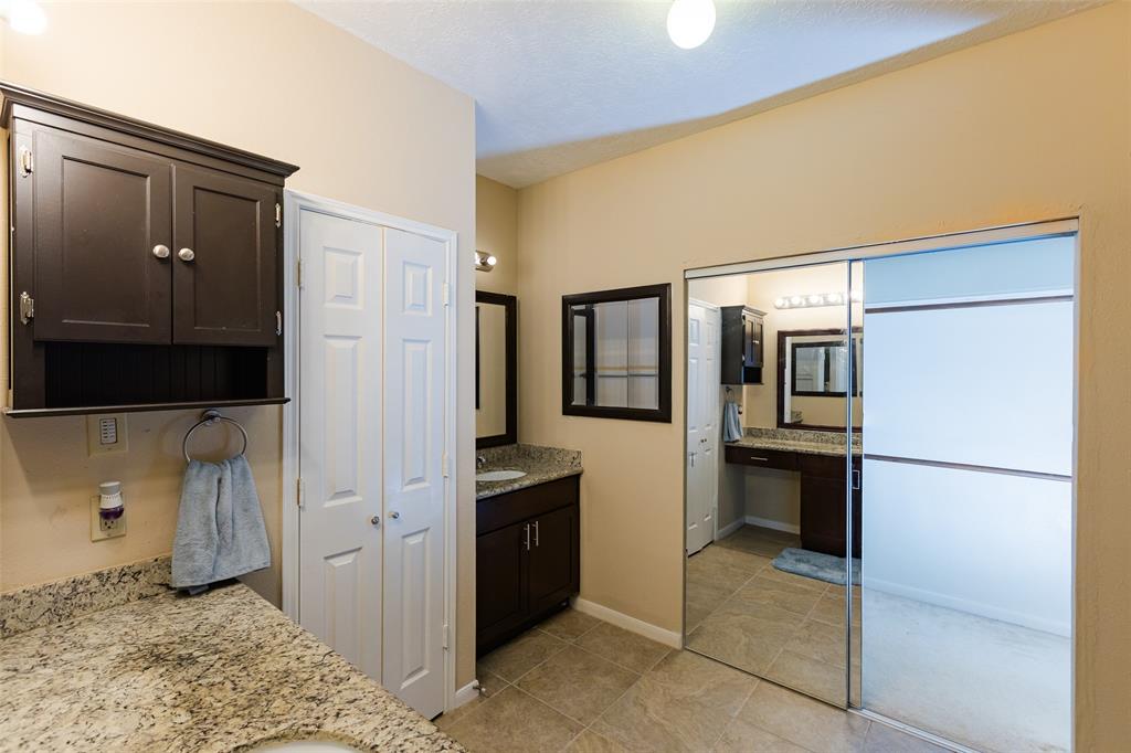 14602 Liscomb Drive, Houston, Texas image 13