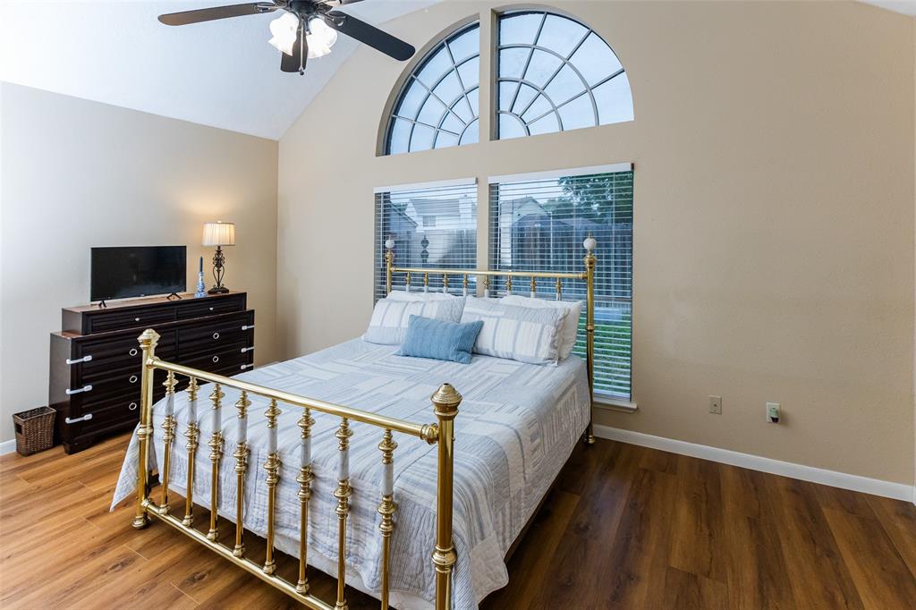 14602 Liscomb Drive, Houston, Texas image 9