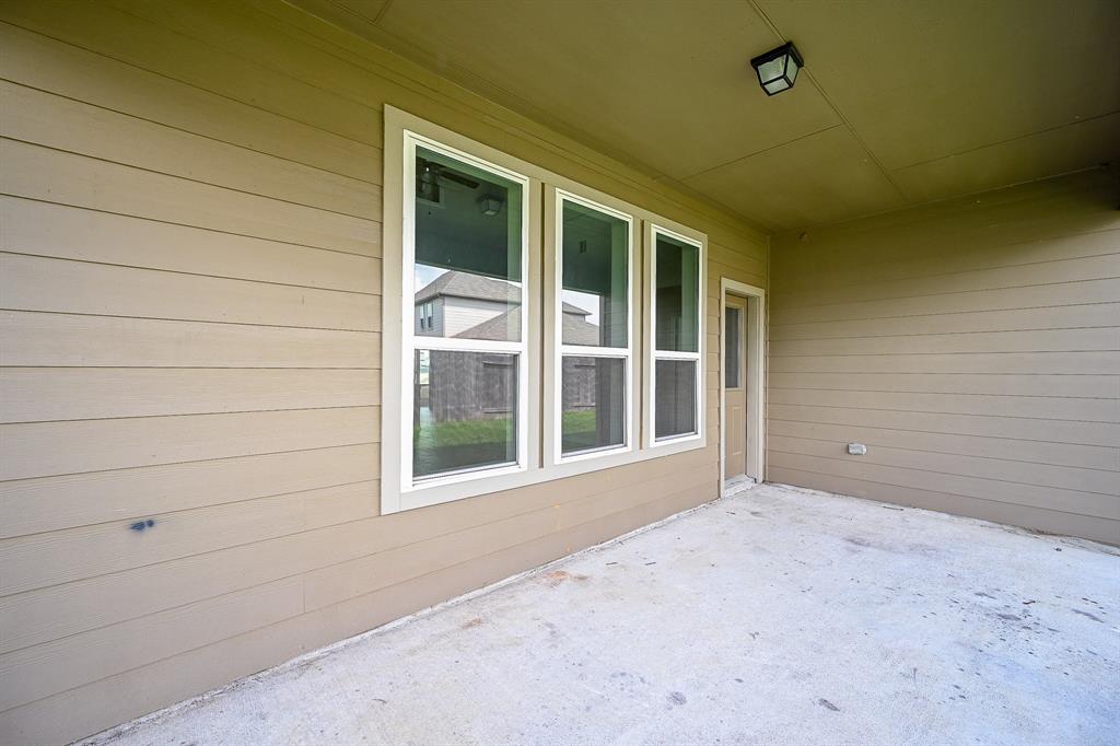 108 Shallow Creek Drive, Waller, Texas image 33