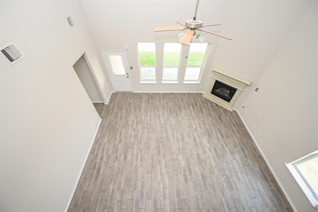 108 Shallow Creek Drive, Waller, Texas image 32