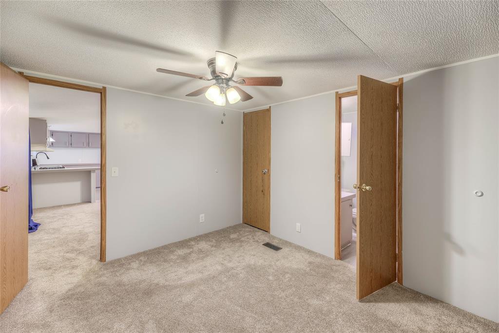 186 Knotty Oak, Livingston, Texas image 25