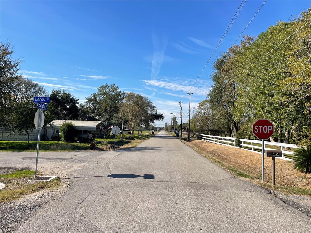 01 Middleton Street, Bacliff, Texas image 17