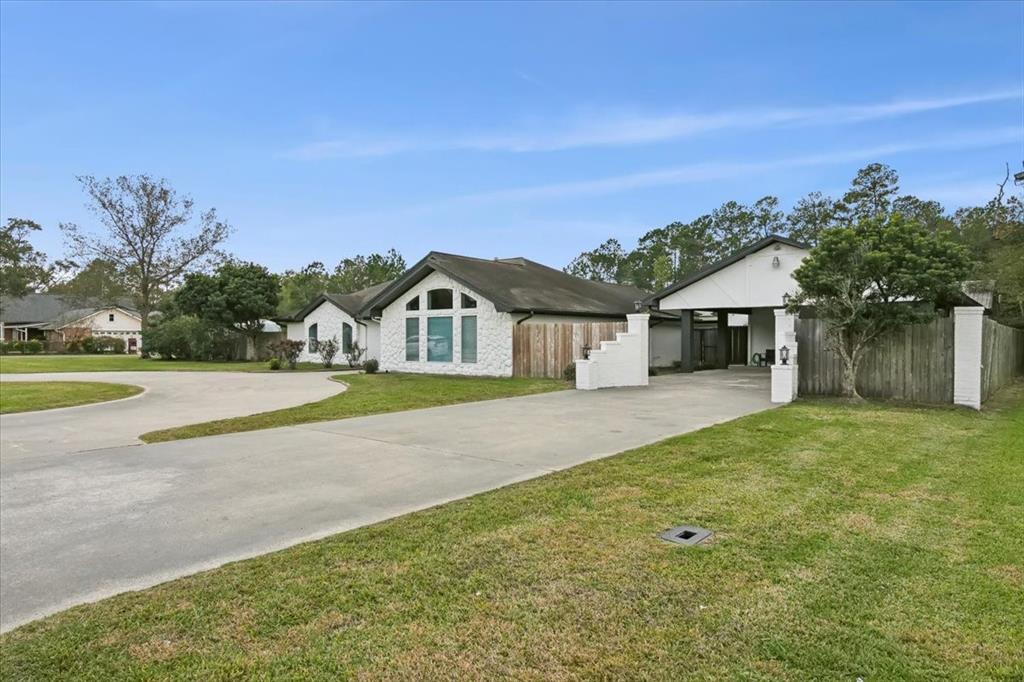 460 Lexington Dr, Vidor, Texas image 2