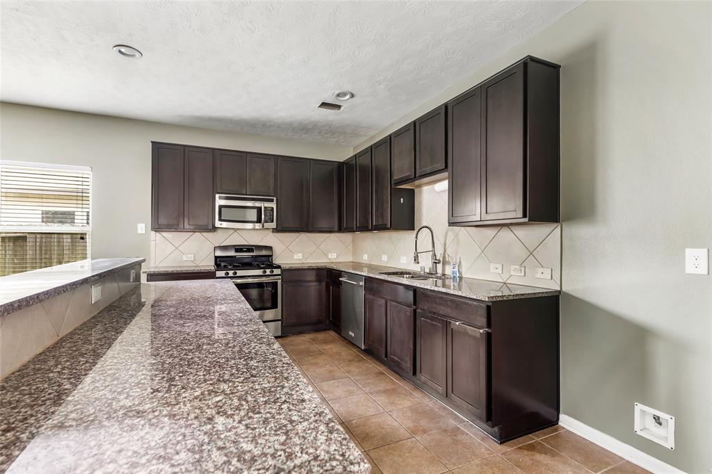 6015 Coleus Street, Crosby, Texas image 17