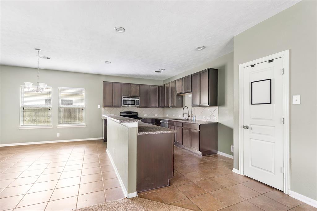 6015 Coleus Street, Crosby, Texas image 16