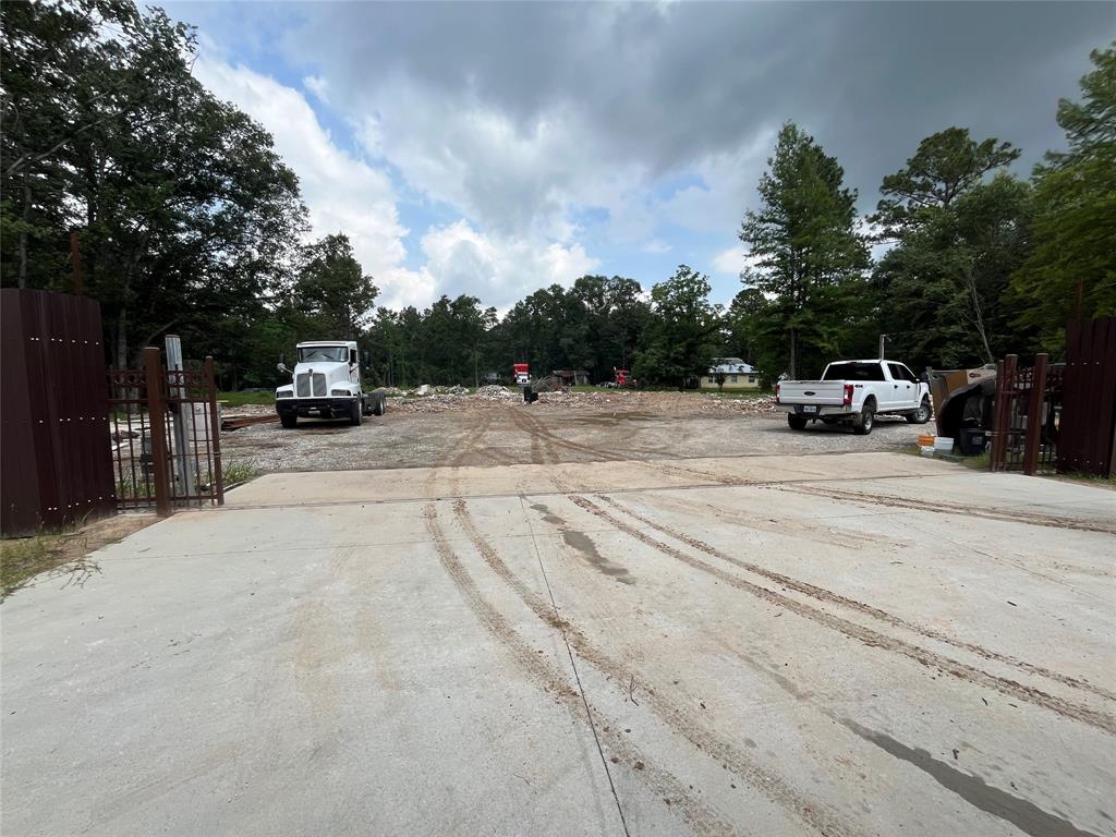 14321 Strausie Ln, Montgomery, Texas image 3