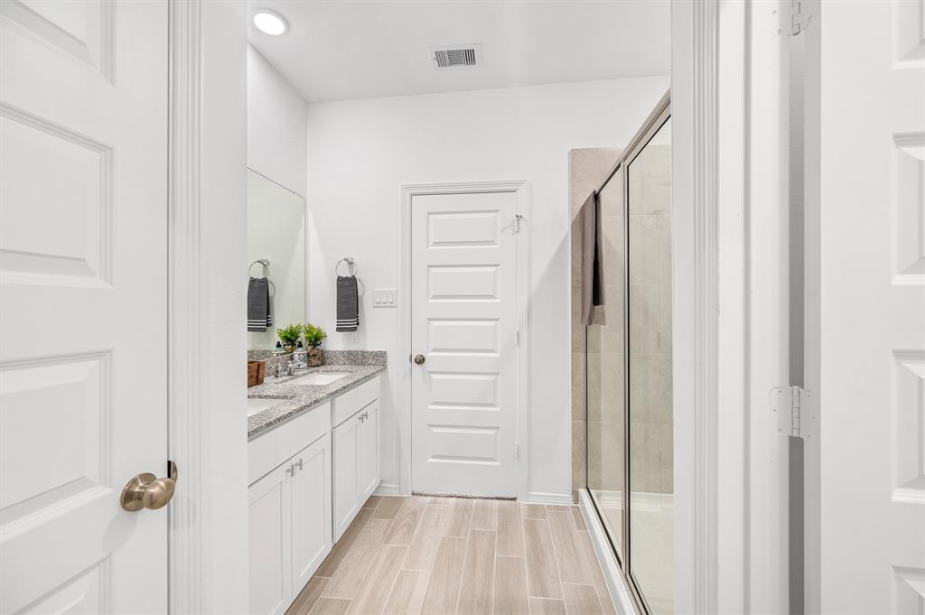 5630 Tabula Rasa Drive, Katy, Texas image 11