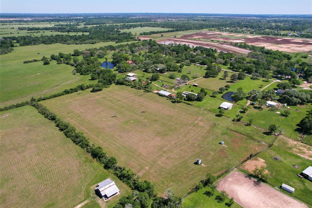 29210 Walker Lane Ln, Fulshear, Texas image 32