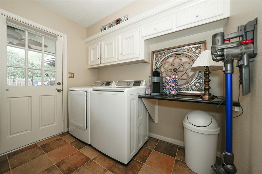 1406 Bittersweet Drive, Richmond, Texas image 30