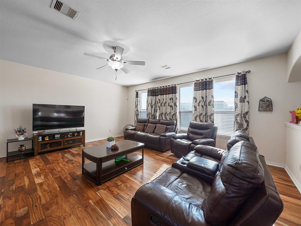 2310 Blue Jay Lane
