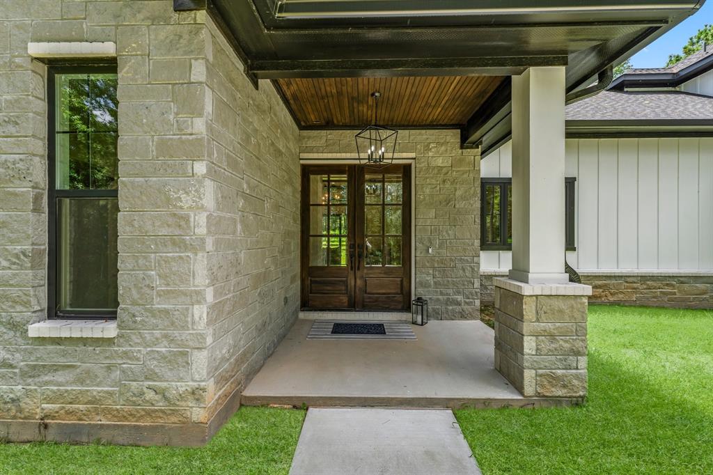 207 Fire Sky Road, Huntsville, Texas image 2