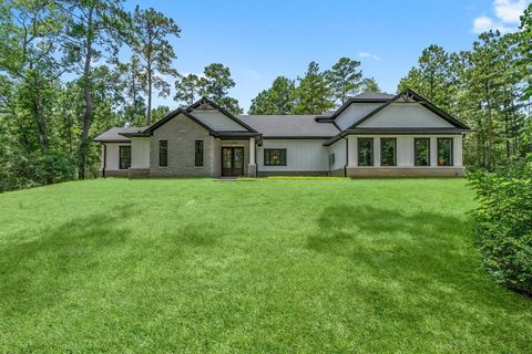 207 Fire Sky Road Huntsville TX 77340